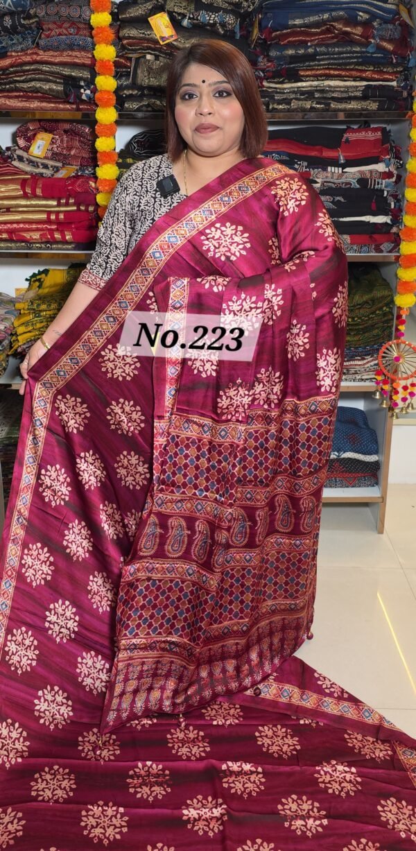 CREPE SILK SAREE (NO.223)